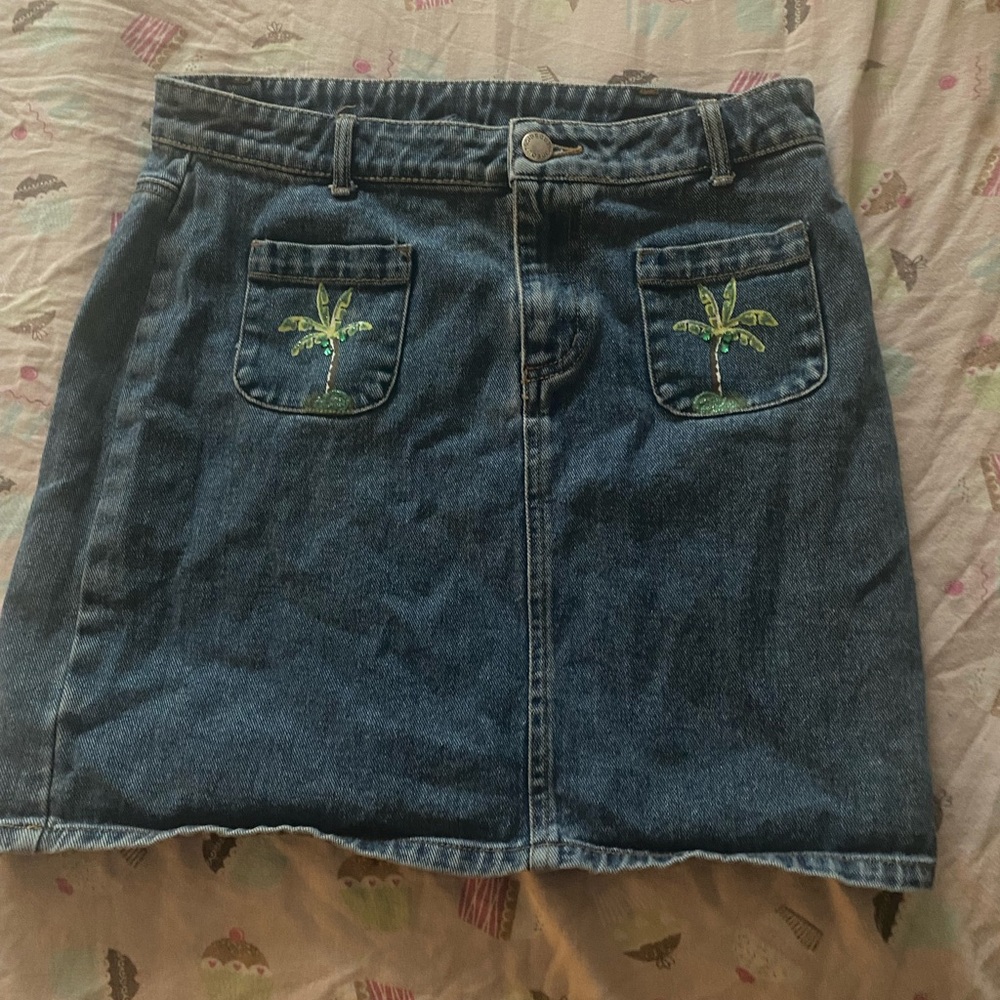 outside dark wash denim skirt